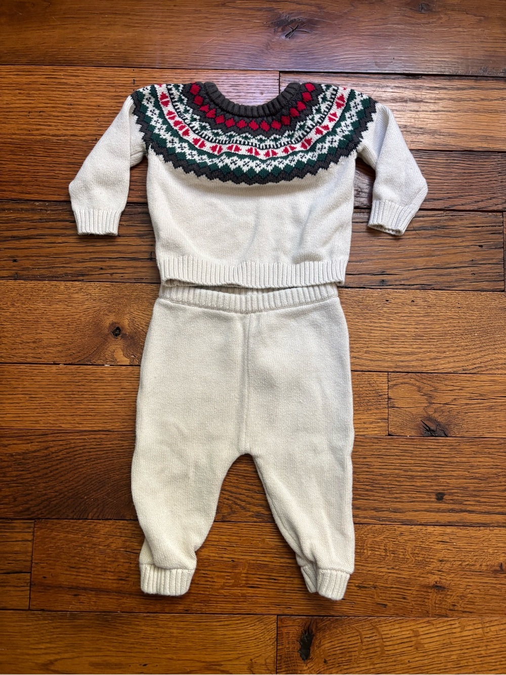 Old Navy Two Piece Knit Baby Set